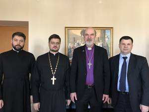 (v. r. n. l.): Dr. Vitaly Vlasenko, Bischof Dr. Thomas Schirrmacher, Erzpries-ter Father Stefan (Igumnov), Sekretär für innerchristliche Beziehungen der ROK in 2019 © BQ/Thomas Schirrmacher