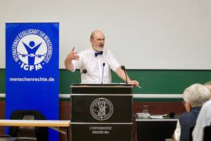 Thomas Schirrmacher wÃ¤hrend seiner IGFM-Vorlesung an der UniversitÃ¤t Freiburg (Nahaufnahme) Â© BQ / Warnecke