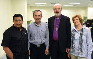 Foto (v.r.n.l.): Dr. Prince Guneratnam, Bischof Dr. Daniel Ho, Thomas und Christine Schirrmacher Â© BQ/Thomas Schirrmacher