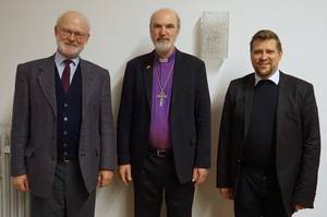 Foto: Thomas Schirrmacher mit dem Vorstand des Lutherischen Konvent?Â© BQ/Warnecke